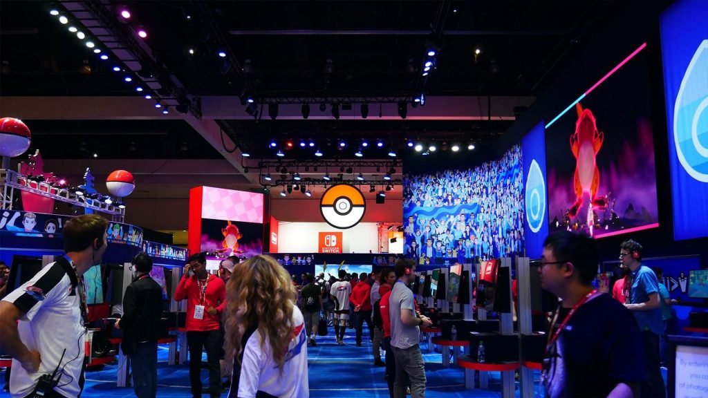 E3