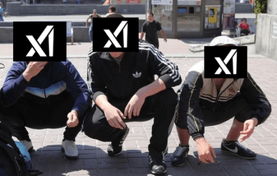 Grok матюкається