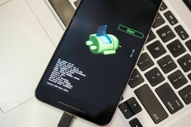Встановлення нової прошивки на Android-смартфон через USB-кабель від комп'ютера