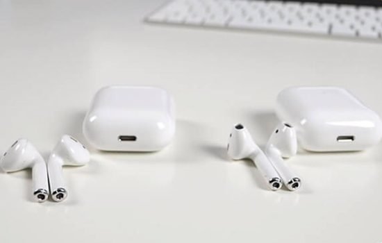 різниця між AirPods 1 та AirPods 2