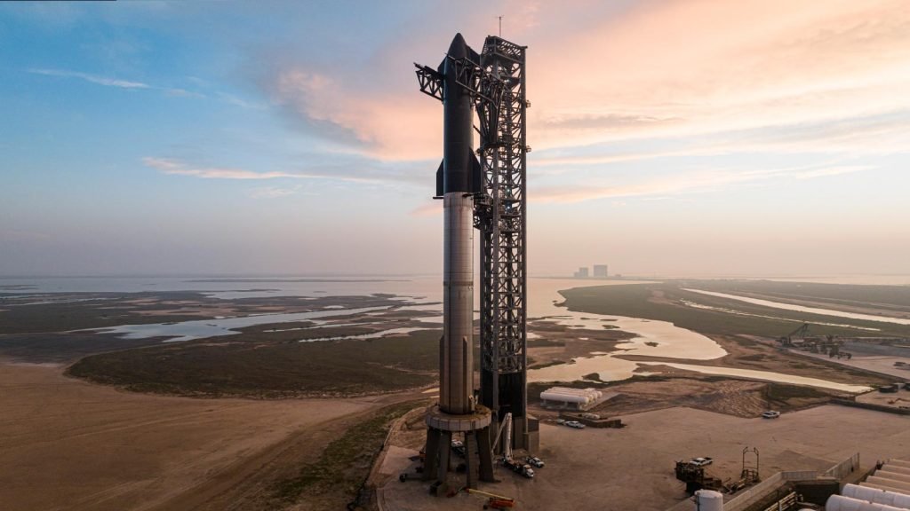 SpaceX Straship