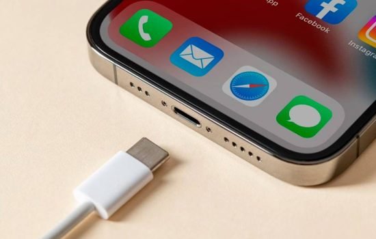 як заряджати iPhone