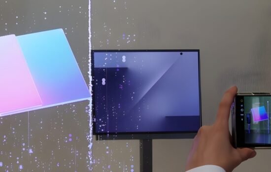 Samsung Galaxy TriFold