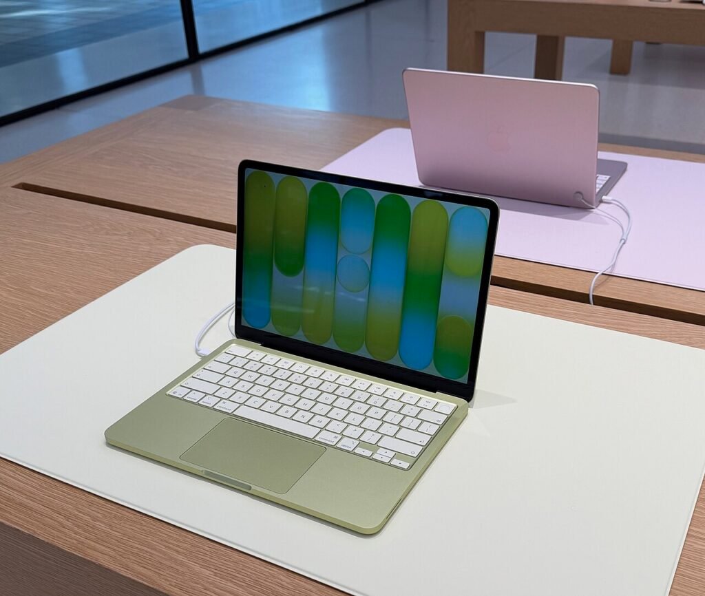 MacBook Neo
